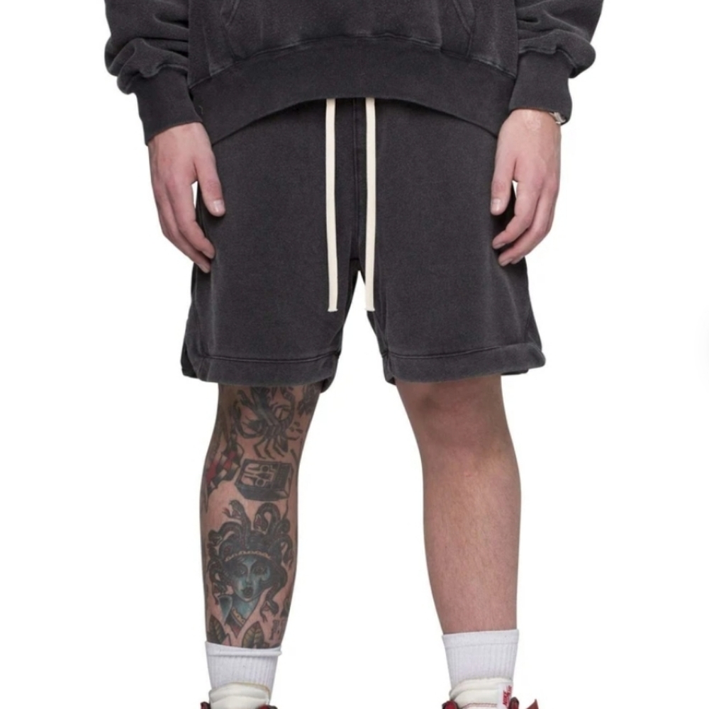 Destructive Military Short in Black
